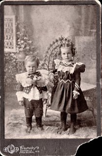 Anna (1894 - 1973) and Fred C. (1896 - 1979) Hammerly.